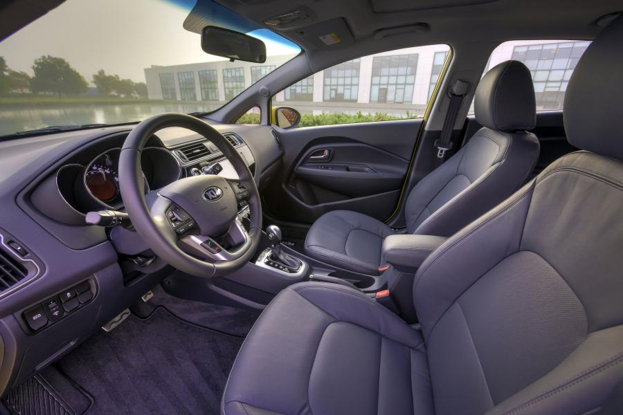  Kia Rio 5-Door 2015 года  (US) (фото 28 из 29)